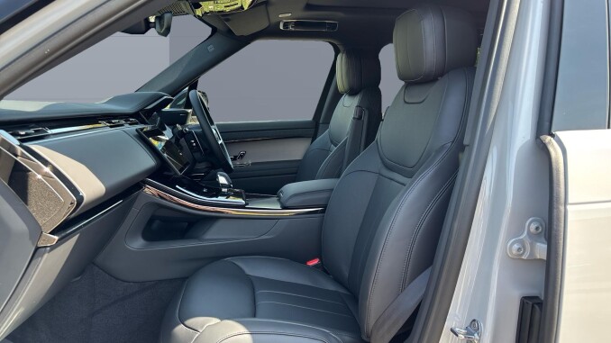 Land Rover Range Rover Sport 3.0 D300 Dynamic SE 5dr Auto Diesel Estate - Image 3